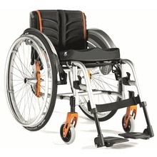 carrozzina superleggera rigida quickie life r swing away