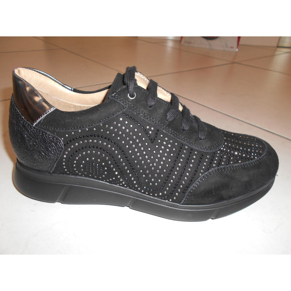 loren scarpa donna sportiva con lacci c3820
